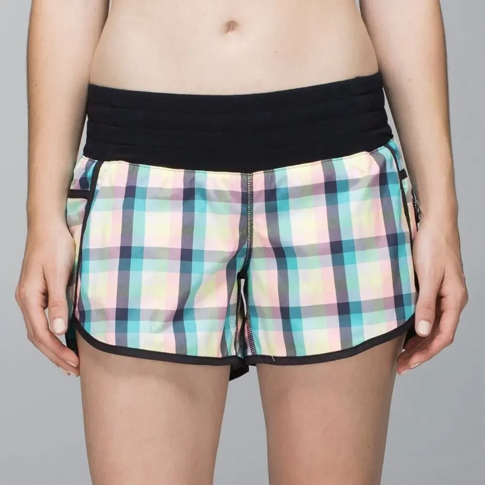 Lululemon Tracker Short II Women’s Size 4 Wee Wheezy Check Low Rise Rare